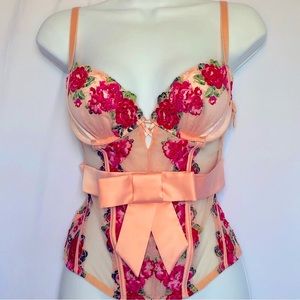 Victoria’s Secret Embroidered Rose Bustier